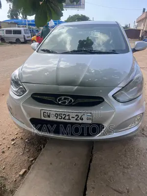 Hyundai Accent GS 4dr Hatchback (1.6L 4cyl 6M) 2015 Gray