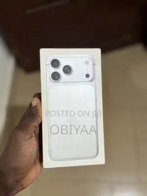 New Apple iPhone 17 Pro Max 256 GB Silver