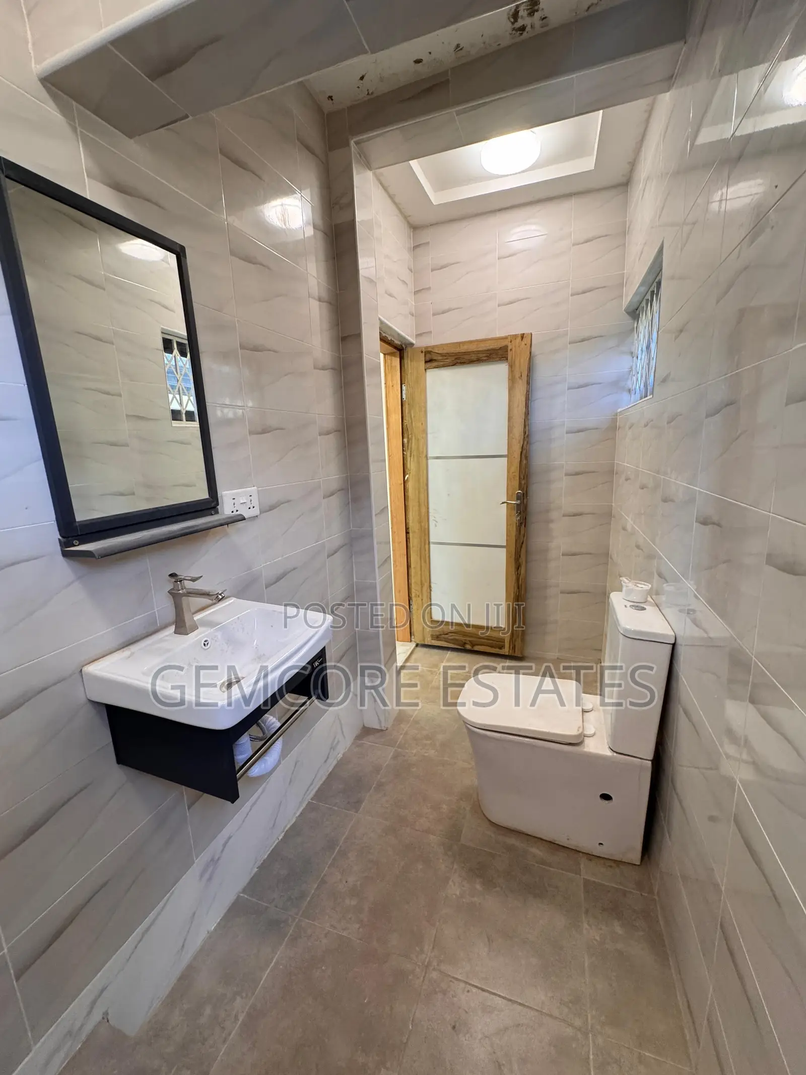 1bdrm Apartment in Adjiringanor, East Legon for rent