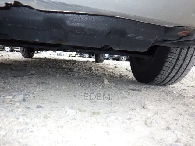 Toyota Belta 2012 Silver
