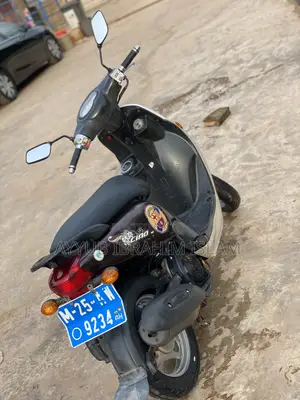 Yamaha 2018 Brown