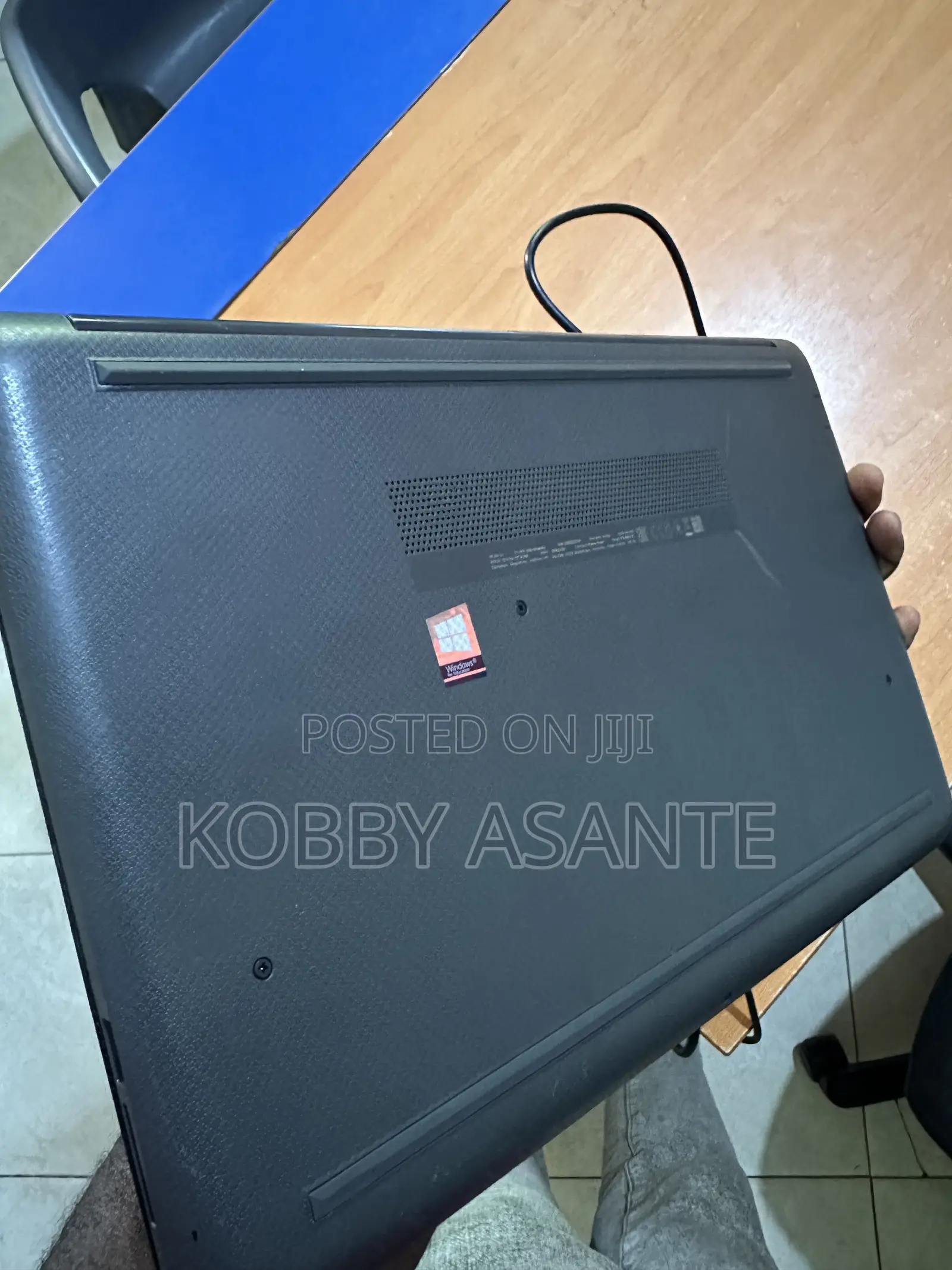 Laptop HP 250 G7 4GB Intel SSD 128GB