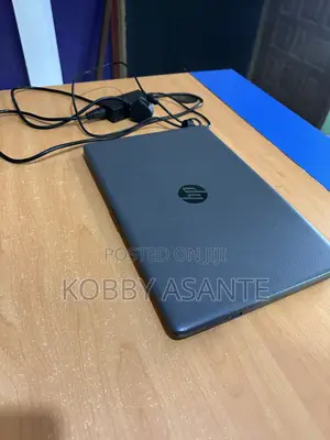 Laptop HP 250 G7 4GB Intel SSD 128GB