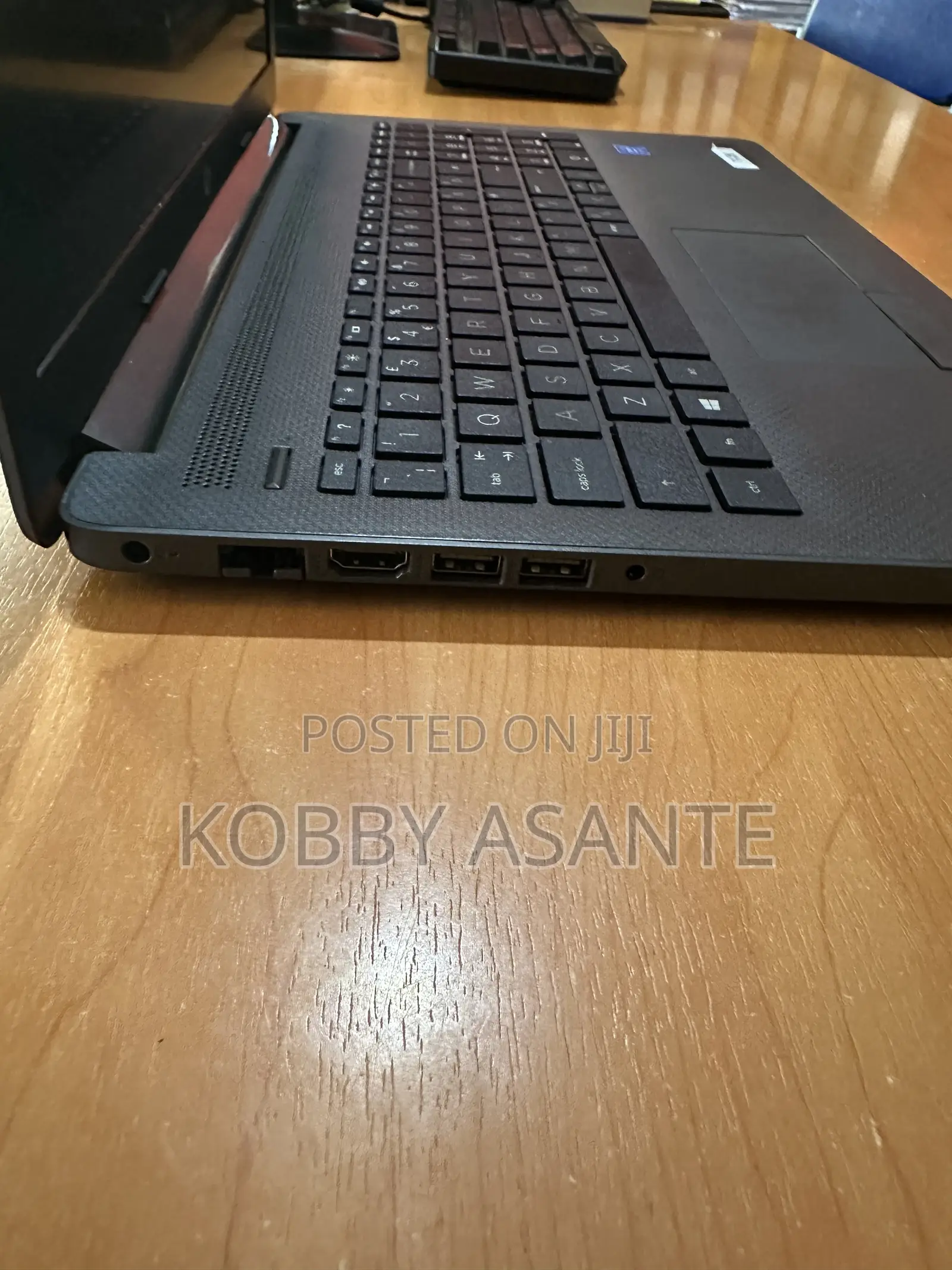 Laptop HP 250 G7 4GB Intel SSD 128GB