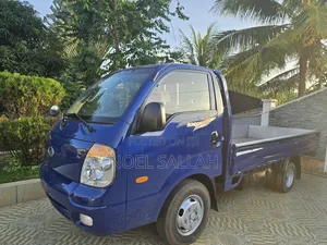 Very Neat Kia Bongo, No Hidden Faults