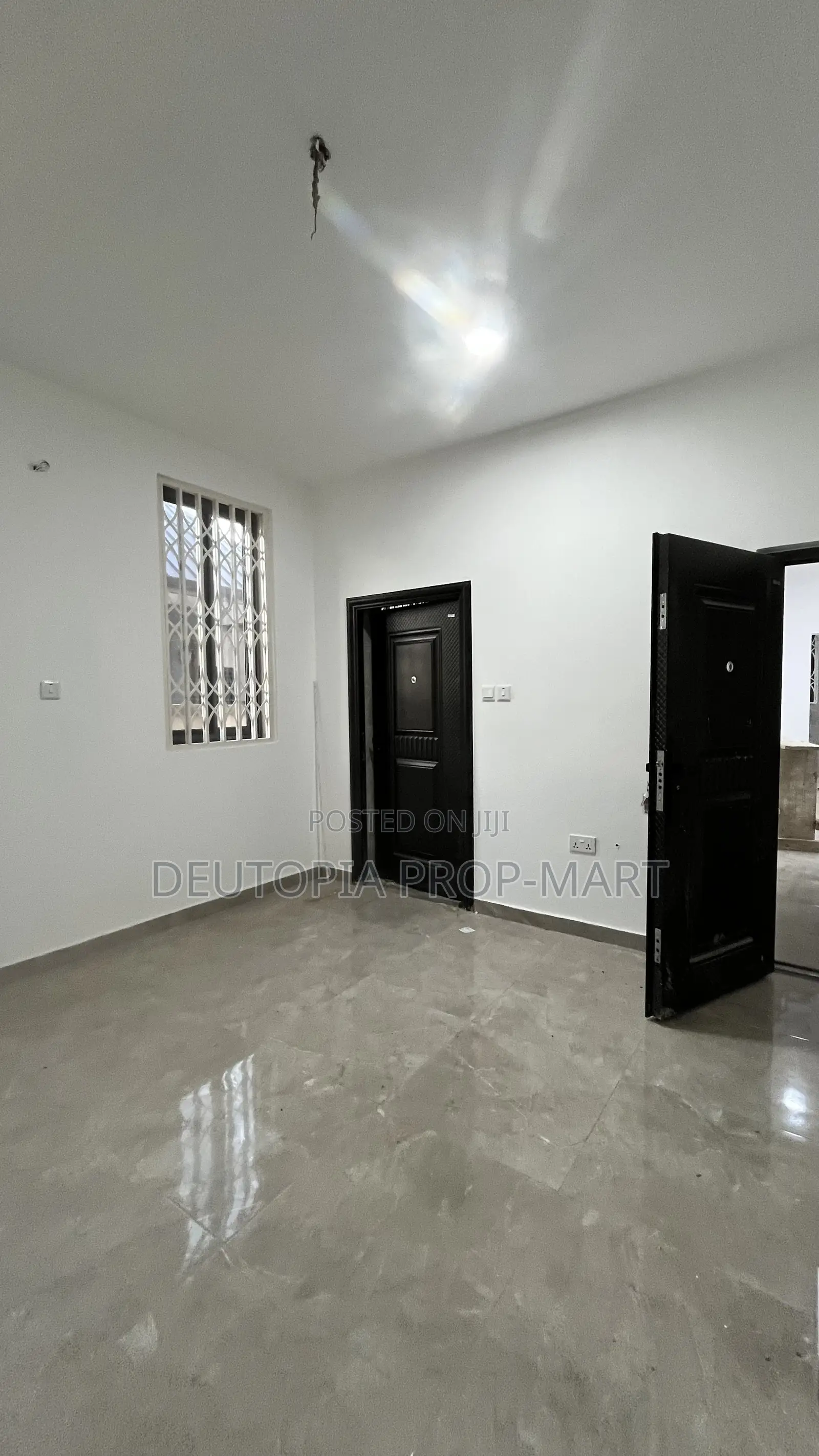 2bdrm Apartment in Fontomfrom, Tema Metropolitan for rent