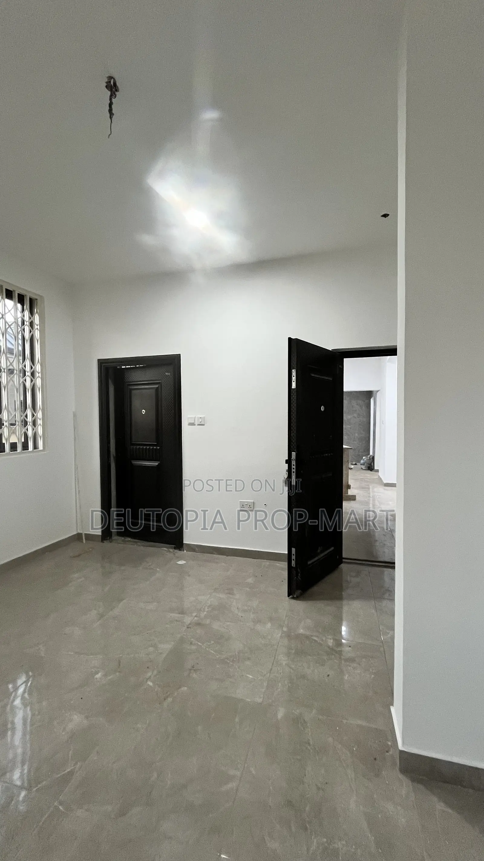2bdrm Apartment in Fontomfrom, Tema Metropolitan for rent