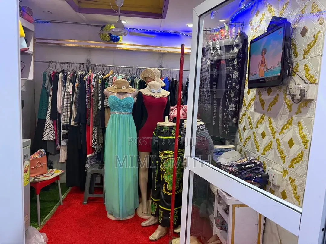 Road Side Container Shop for Rent