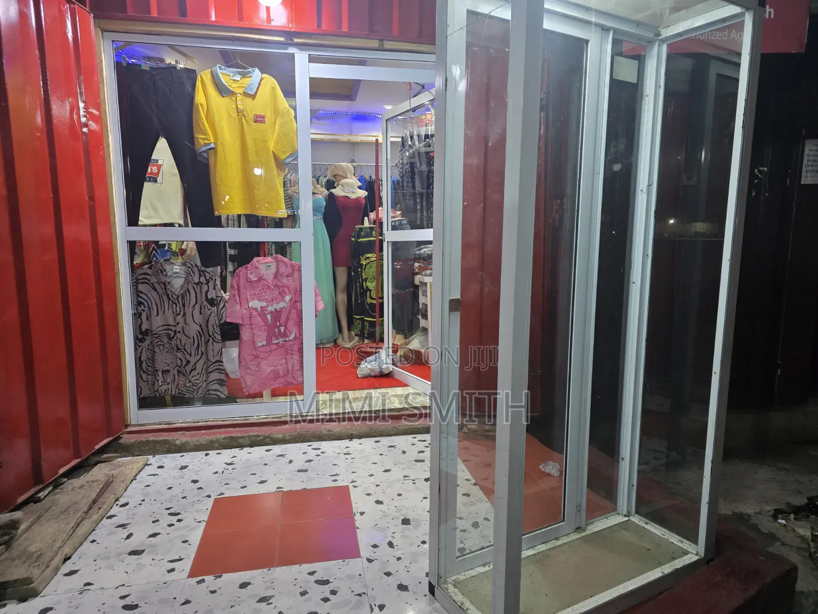 Road Side Container Shop for Rent