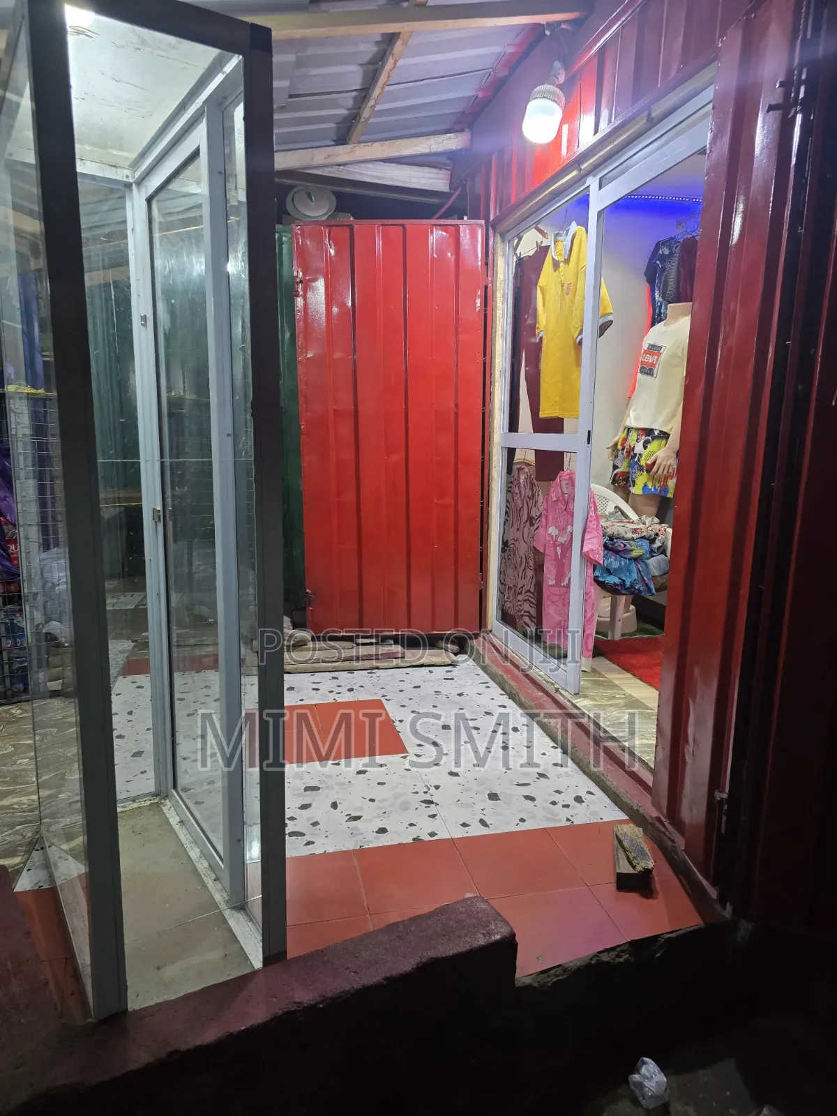 Road Side Container Shop for Rent