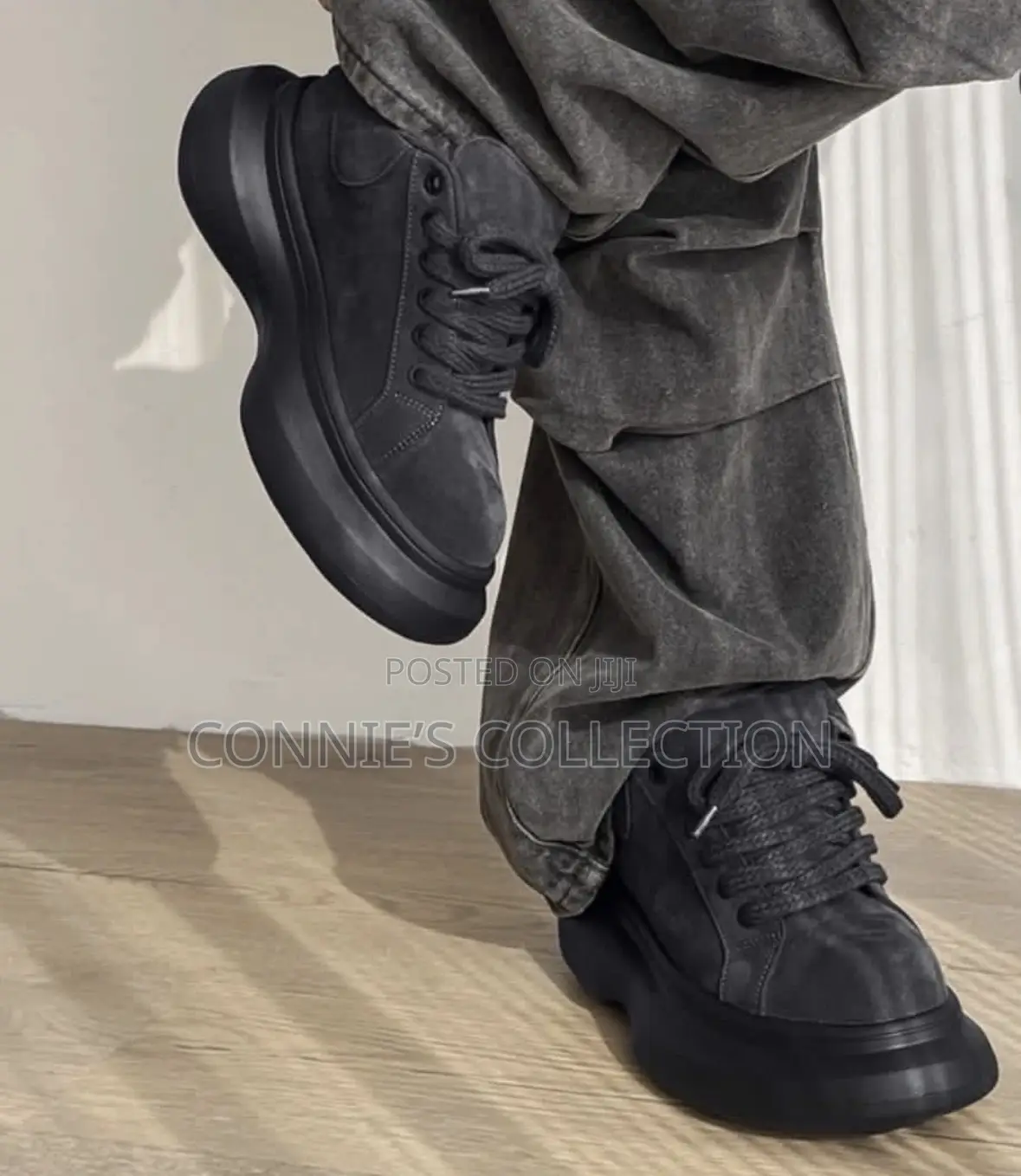 Black Leather Mirror Derby Shoe