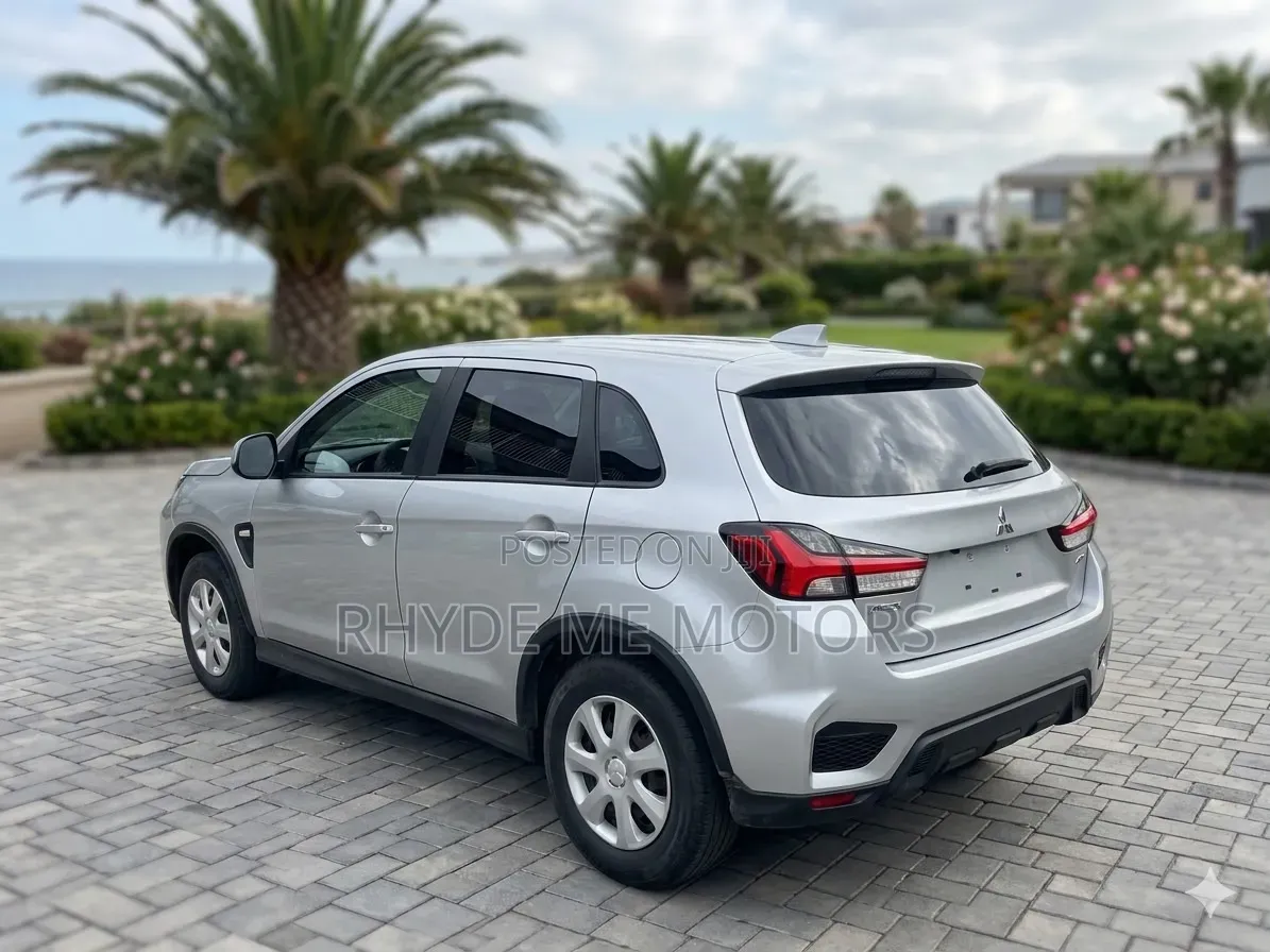 Mitsubishi Outlander Sport 2021 Silver