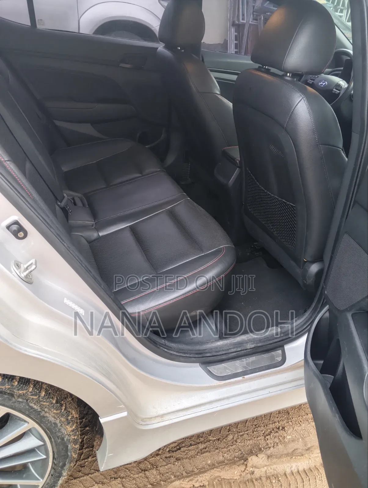 Hyundai Elantra 2018 Silver