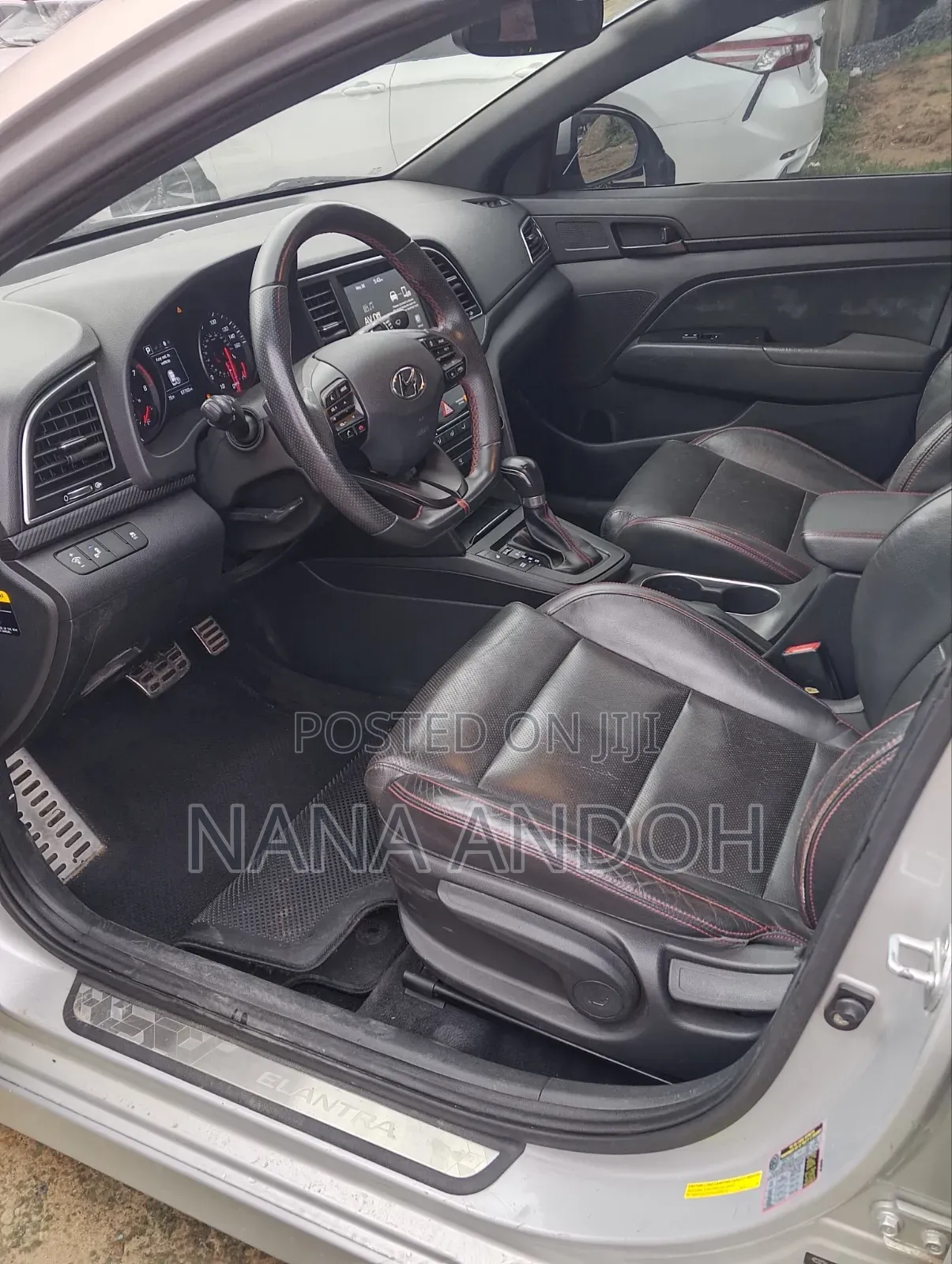 Hyundai Elantra 2018 Silver
