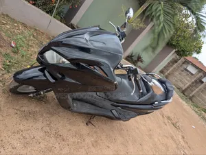 Yamaha Majesty 2008 Black