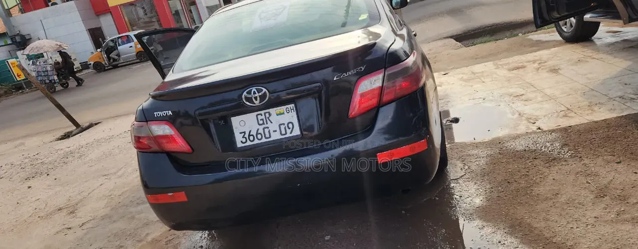 Toyota Camry 2010 Black