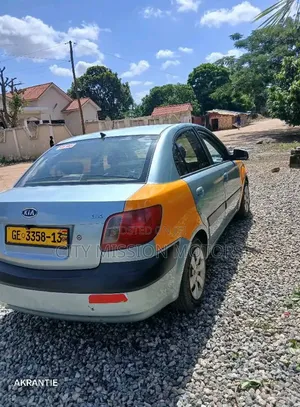 Kia Rio 2007 Yellow