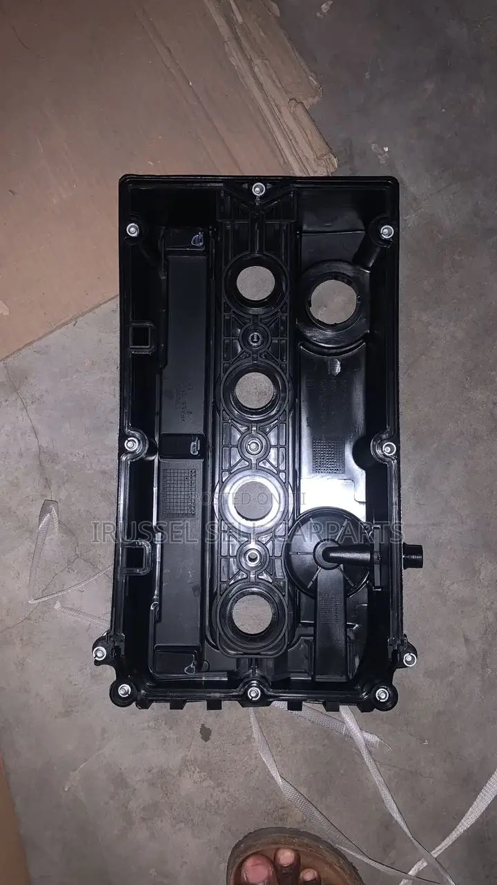 Chevrolet Cruze Valve Cover Head