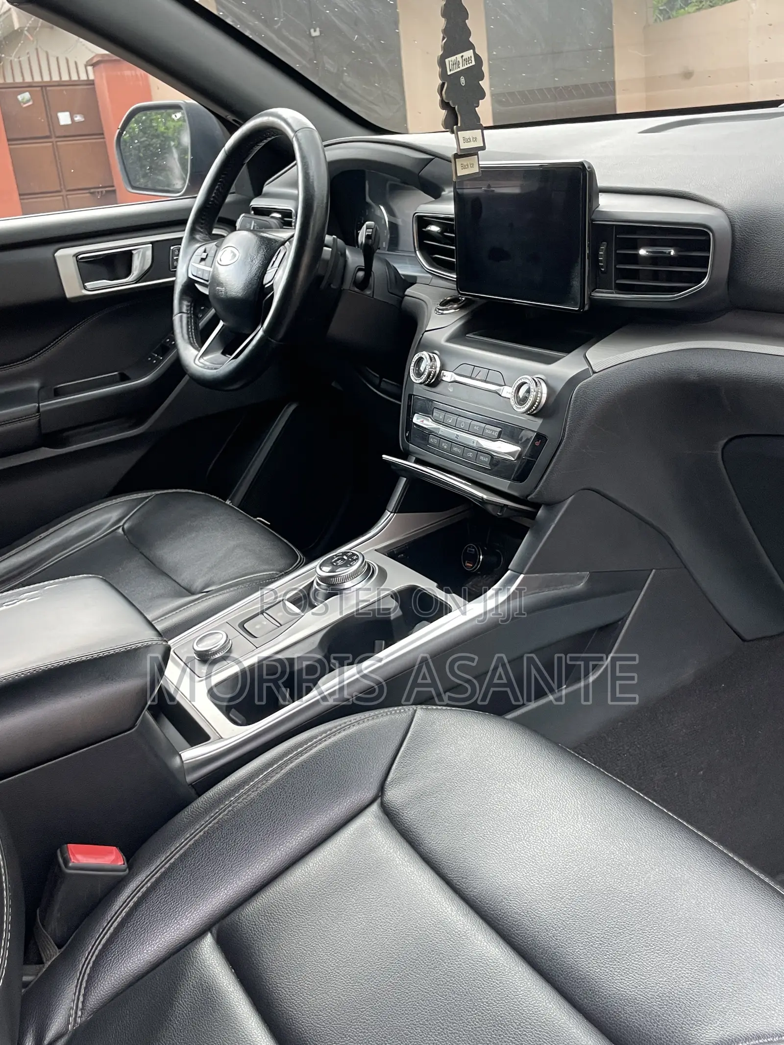Ford Explorer Base 4x4 2020 Burgundy
