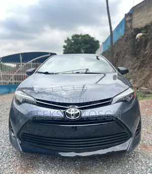 Toyota Corolla LE 4dr Sedan (1.8L 4cyl CVT) 2017 Gray