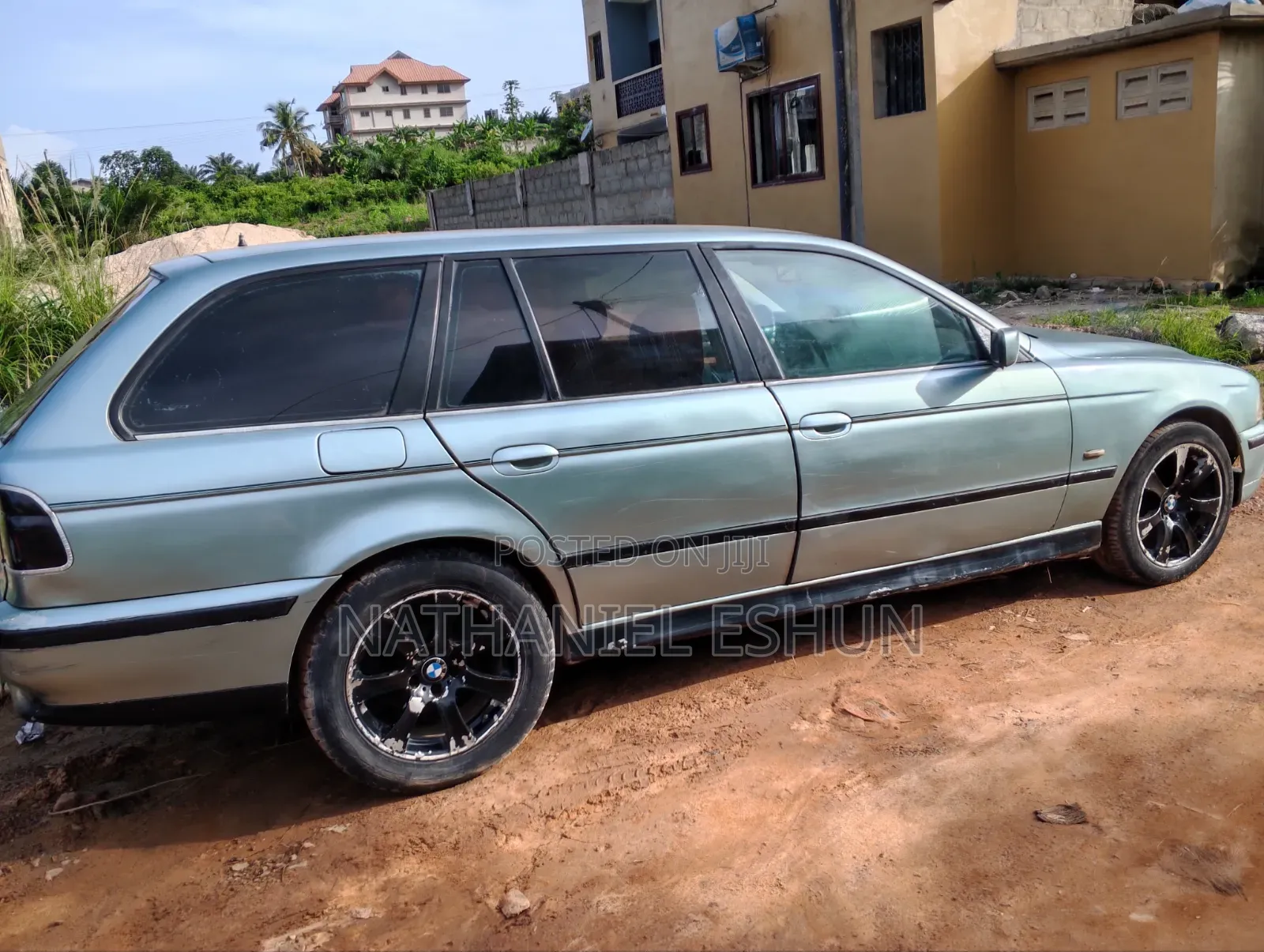 BMW 525i 2002 Green