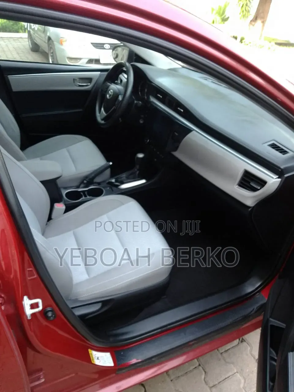 Toyota Corolla 2016 Red