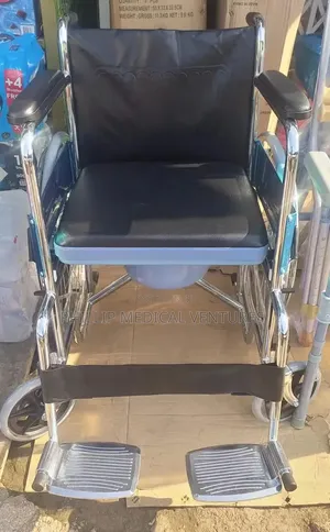 Commode Wheelchair