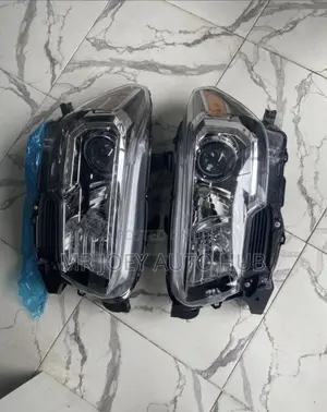 Toyota Tacoma 2016 2017 2018 2019 2020 2021 Headlights Normal