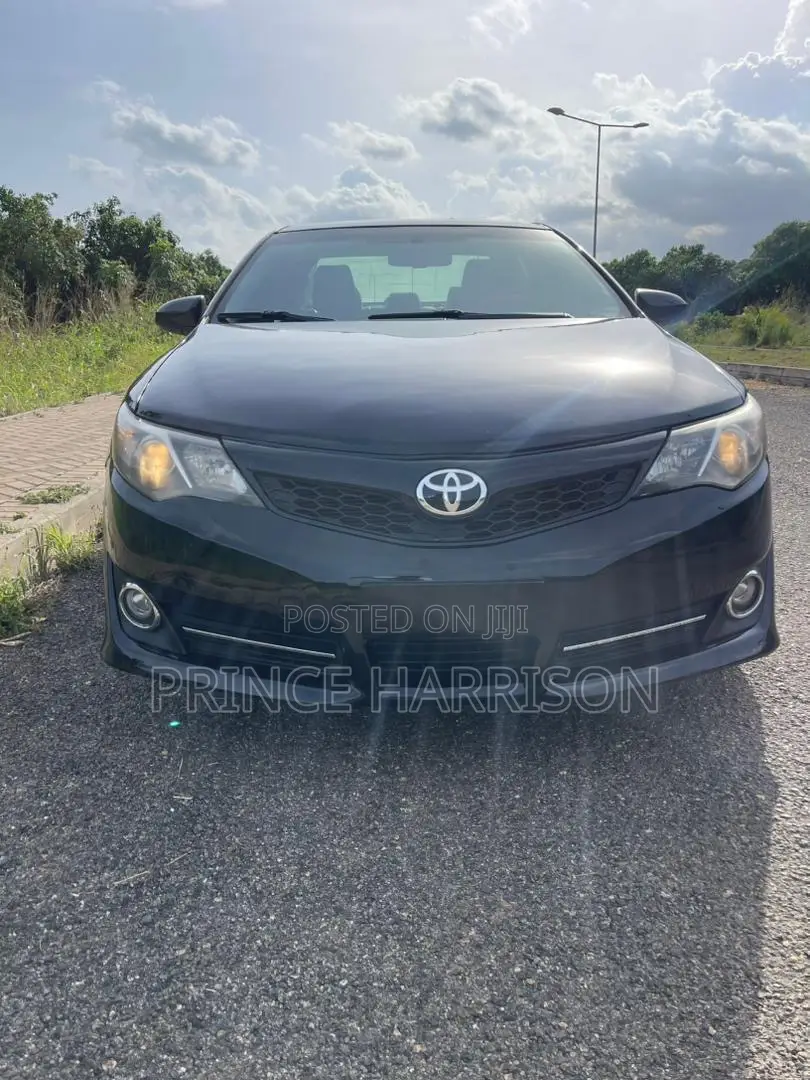 Toyota Camry SE 4dr Sedan (2.5L 4cyl 6A) 2014 Black