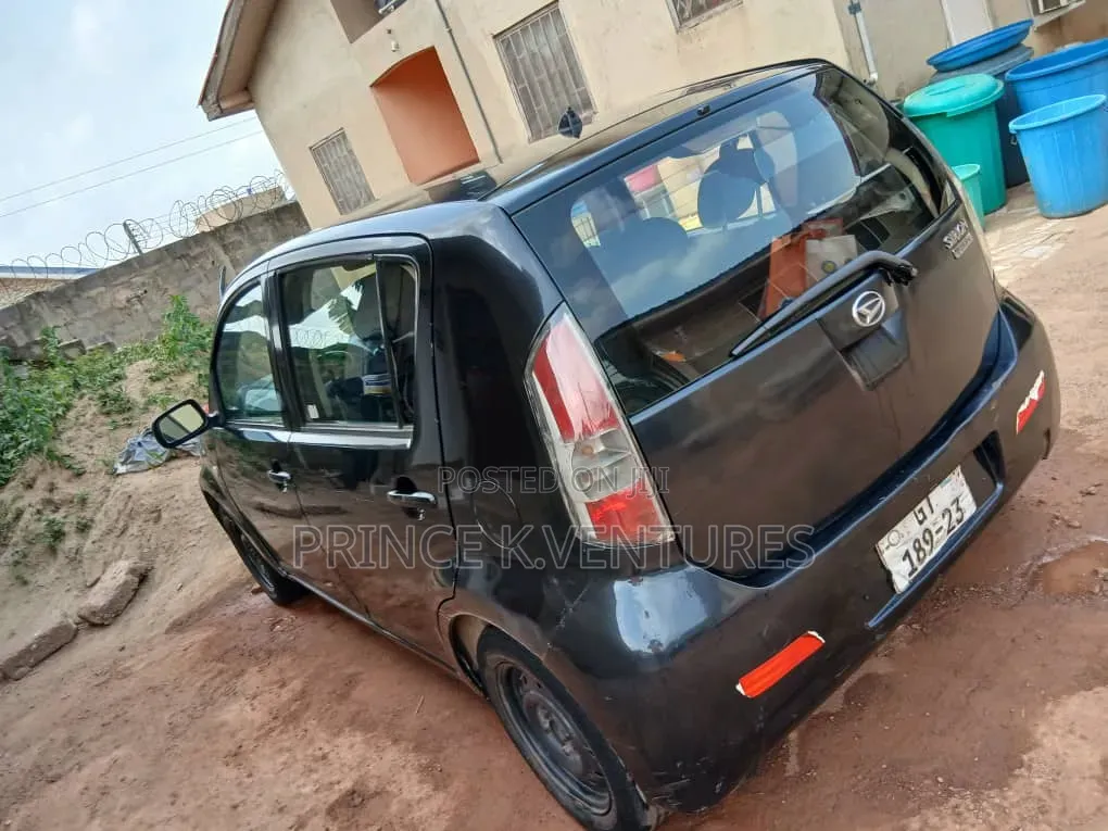 Toyota Passo 1.3 FWD 2010 Black