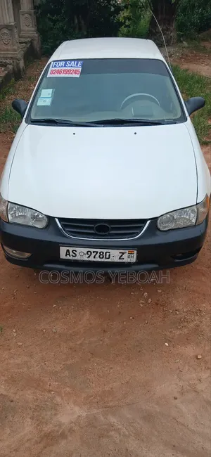 Toyota Corolla Automatic 1999 White