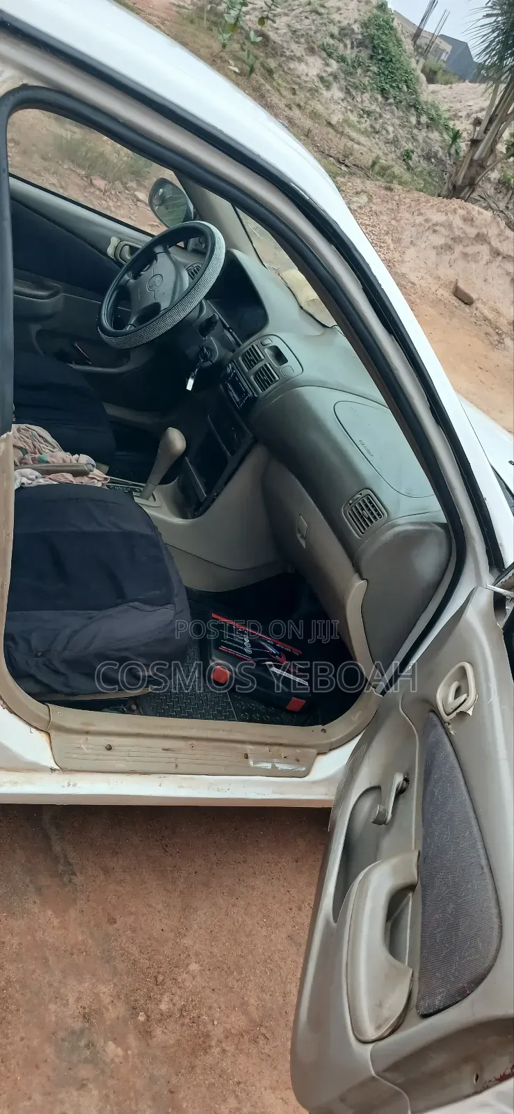 Toyota Corolla Automatic 1999 White