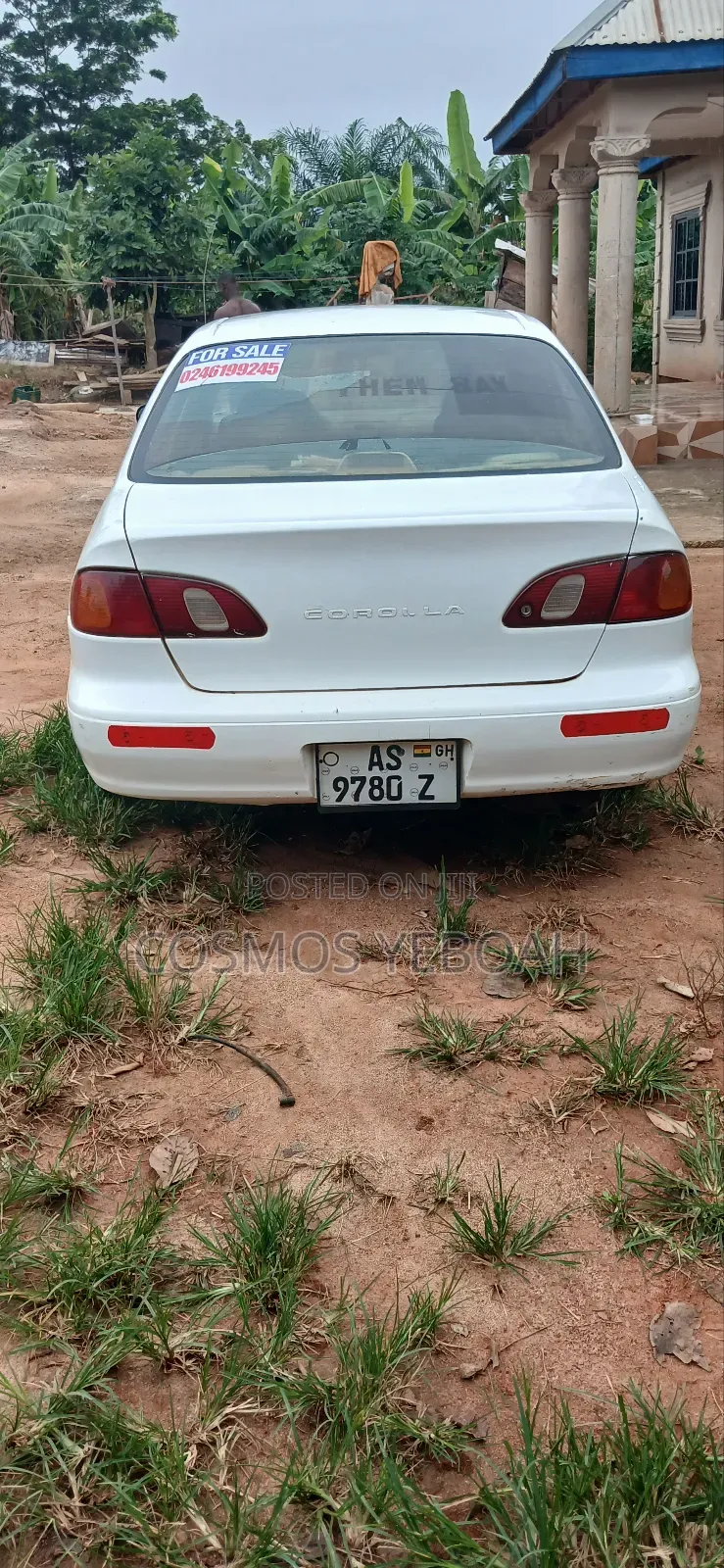 Toyota Corolla Automatic 1999 White