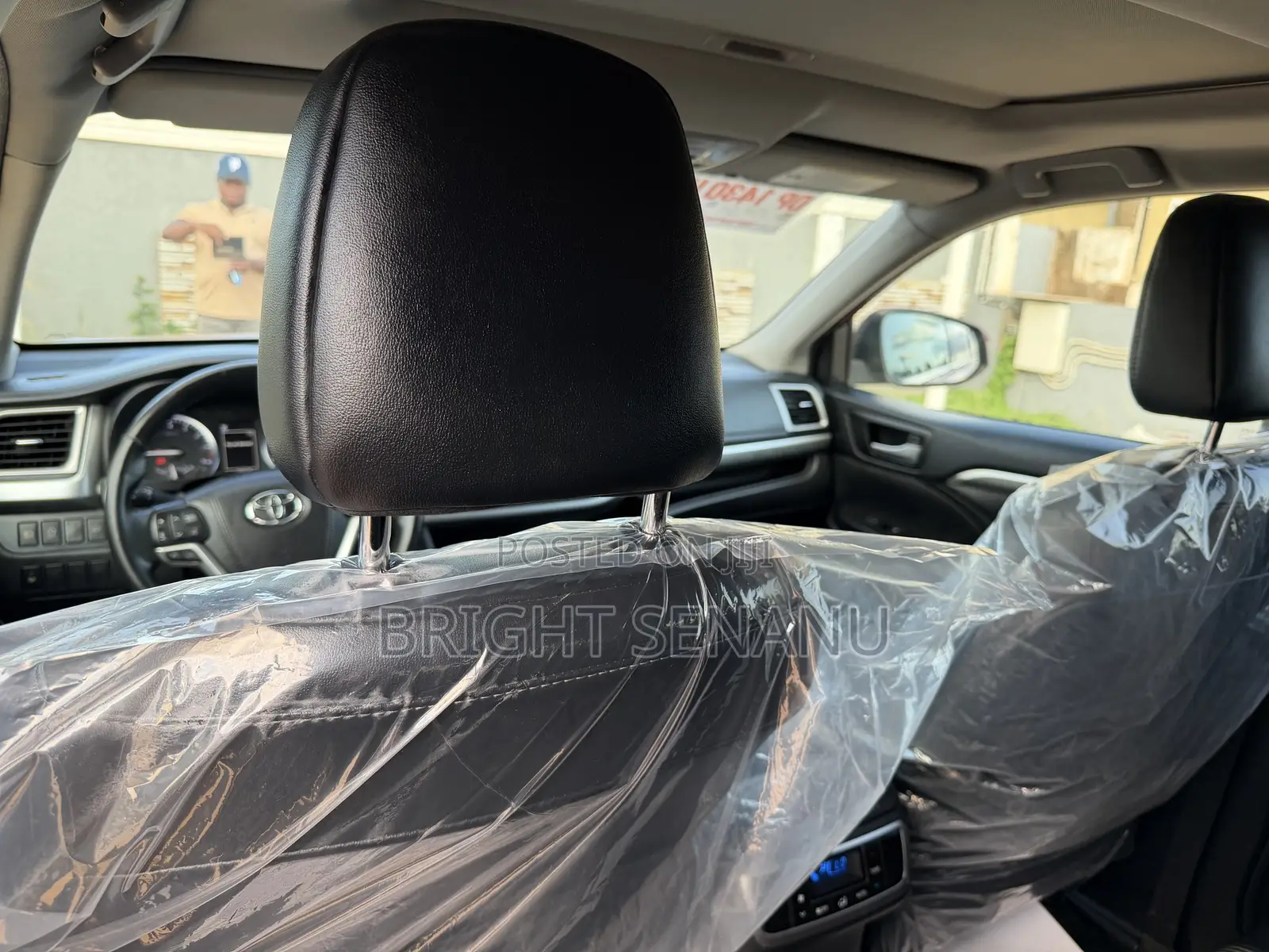 Toyota Highlander SE 4x4 V6 (3.5L 6cyl 8A) 2018 Burgundy