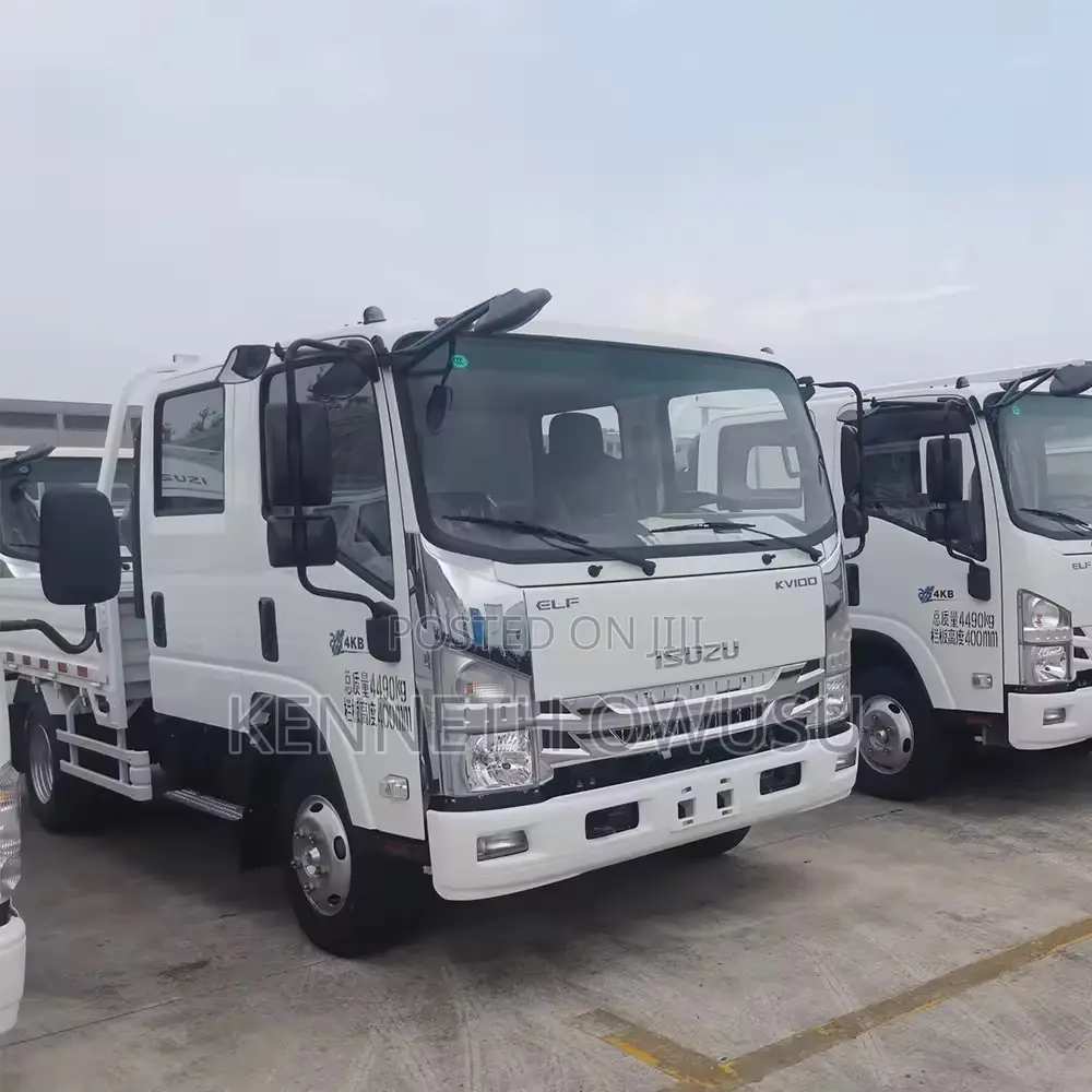 Affordable 2.5-5 Tons Light Cargo Trucks From China