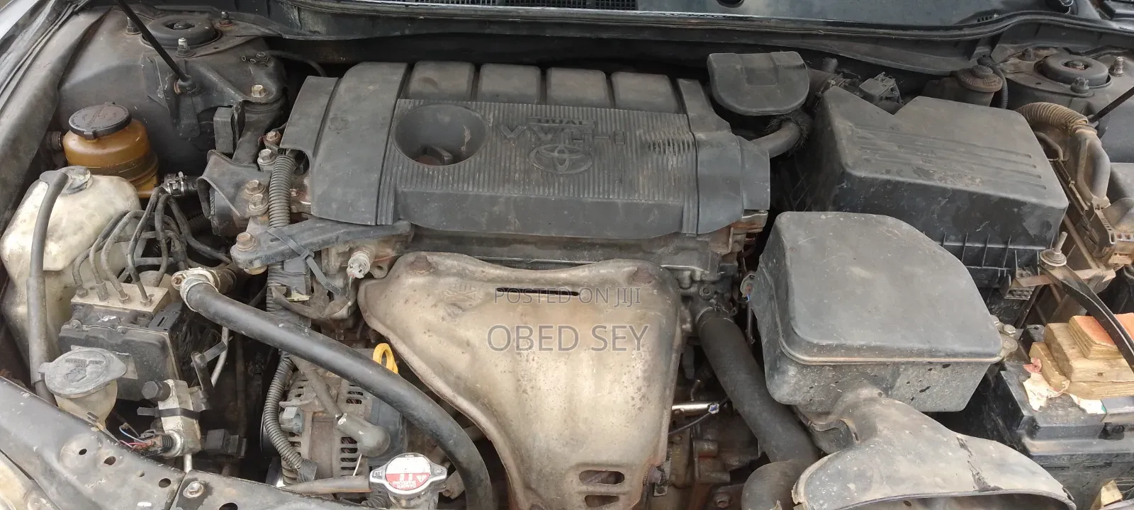 Toyota Camry Base 4dr Sedan (2.5L 4cyl 6M) 2010 Gray