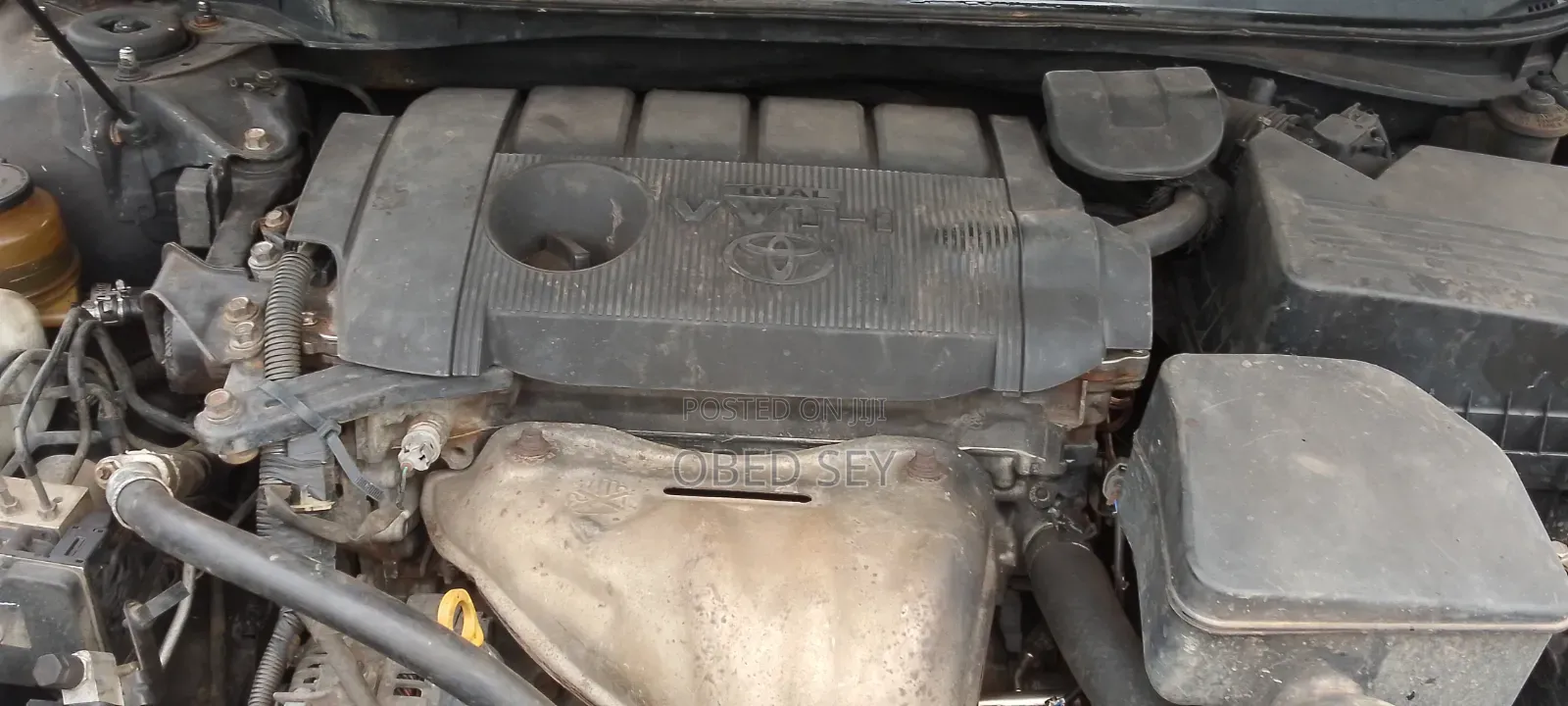 Toyota Camry Base 4dr Sedan (2.5L 4cyl 6M) 2010 Gray
