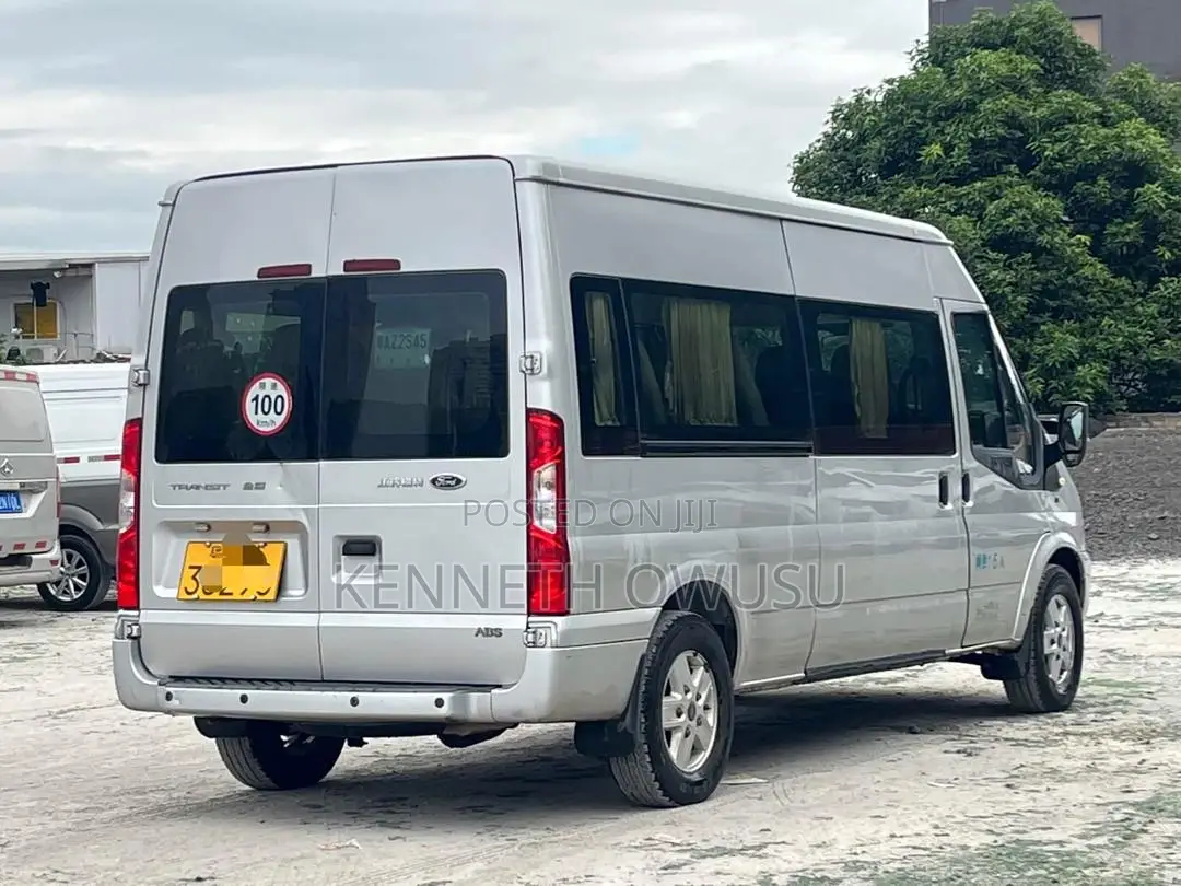 Mercedes-Benz Sprinter 2012 Black