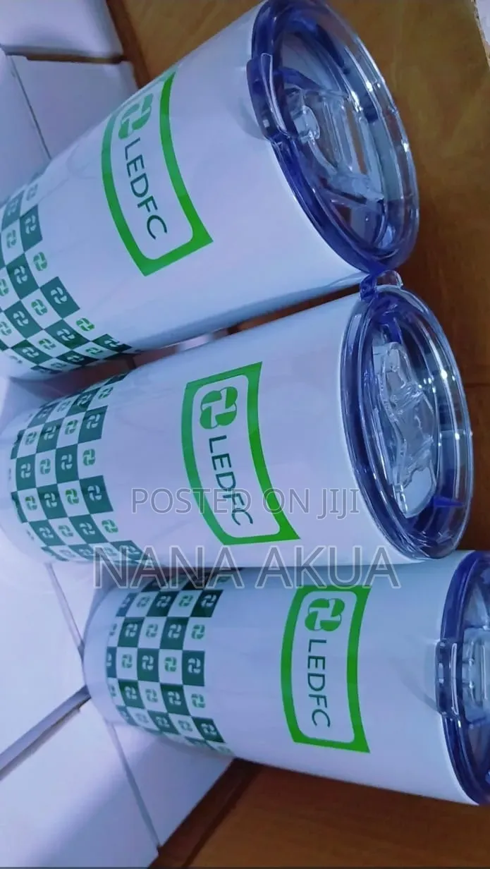 Customised Tumbler With Tight Cover as Souvenir