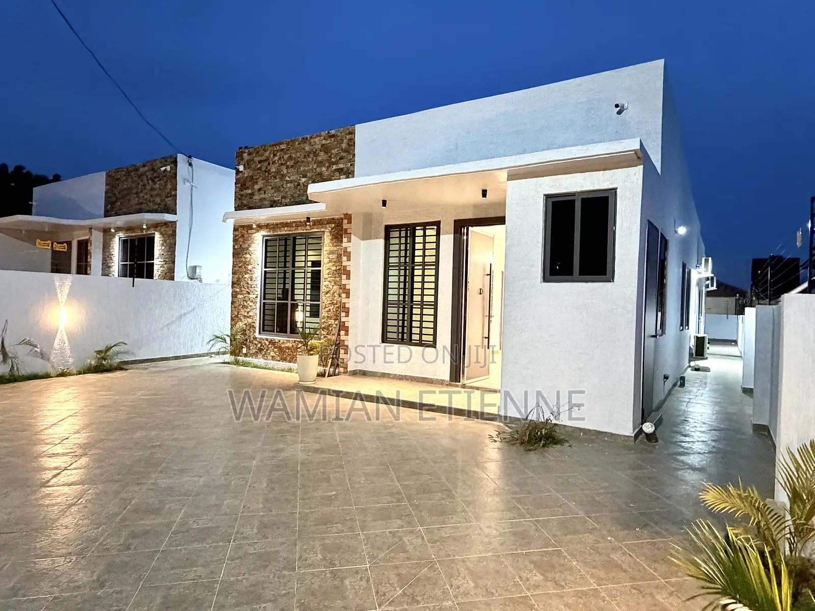 3bdrm House in Koblanseed, Lake Side Estate for sale