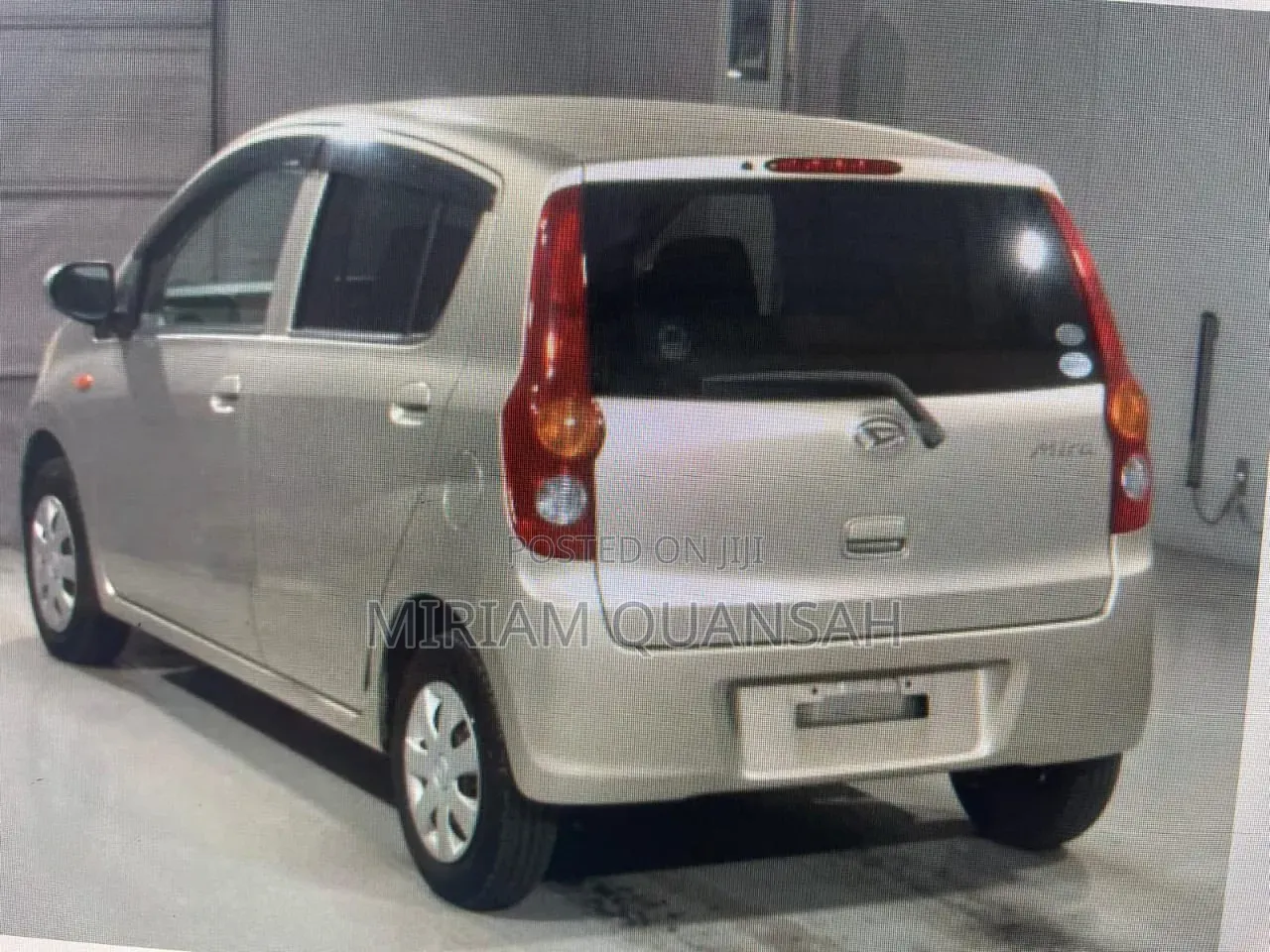 Daihatsu Mira 2014