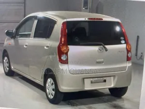 Daihatsu Mira 2014 Gold