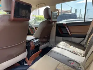 Toyota Land Cruiser Prado 2.7 i 2012 Gold