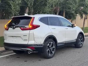Honda CR-V Touring AWD 2019 White