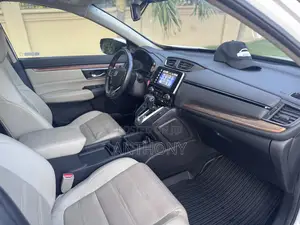 Honda CR-V Touring AWD 2019 White