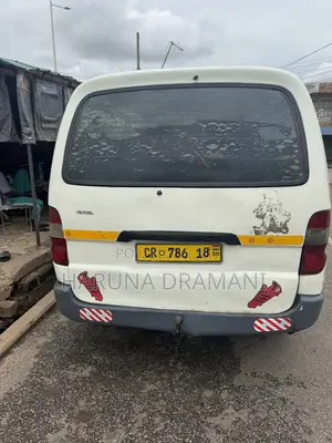 Toyota HiAce 2012 White