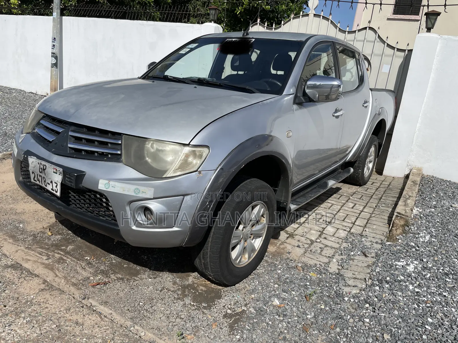 Mitsubishi L200 Double Cab 2.5 136hp 2013 Silver