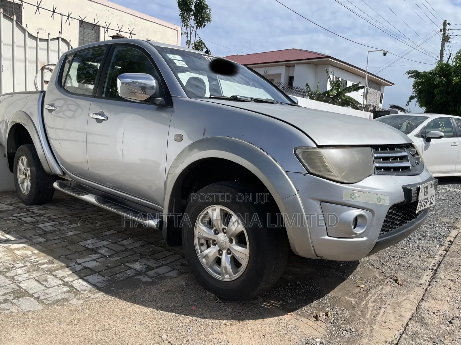 Mitsubishi L200 Double Cab 2.5 136hp 2013 Silver