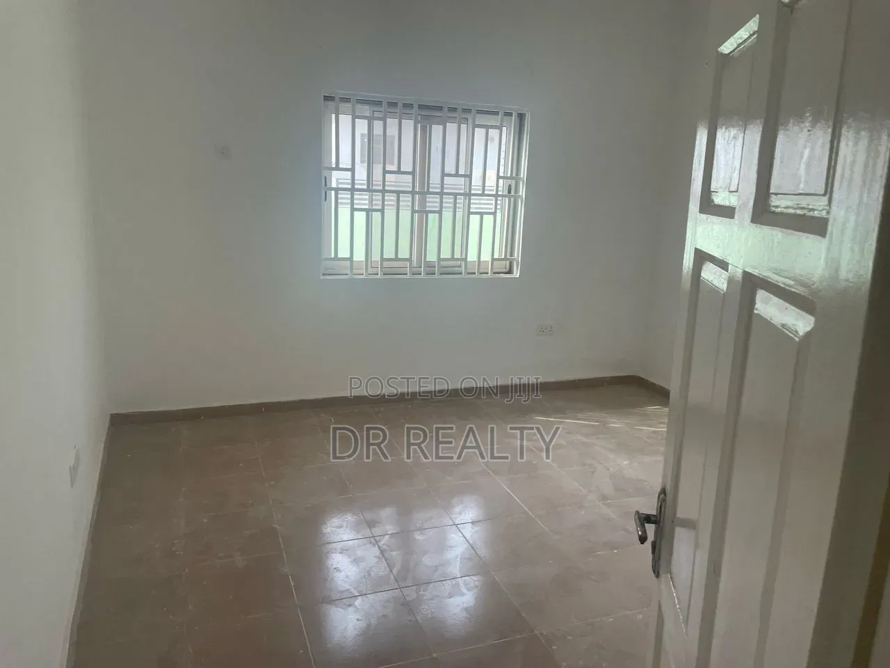 2bdrm House in Adom Estate, Community 25 for rent