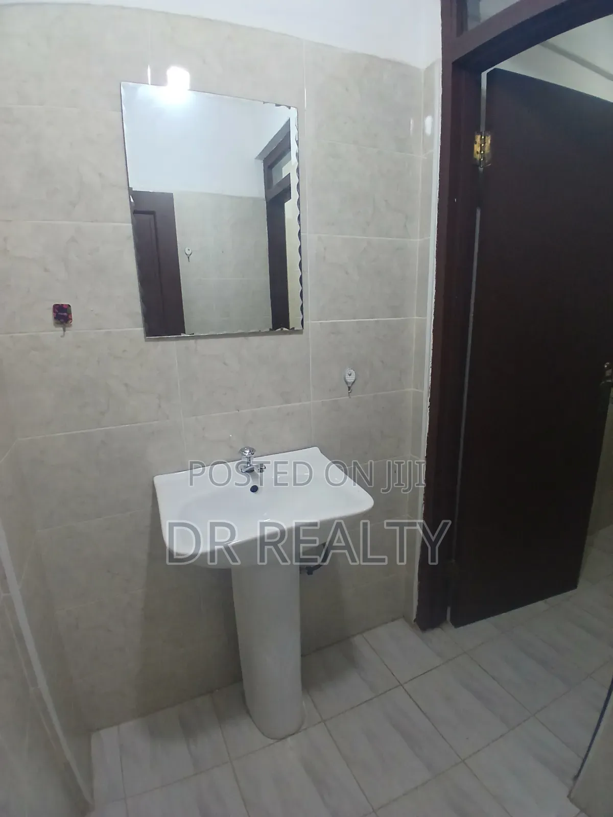 2bdrm Apartment in Tdc, Community 25 for rent